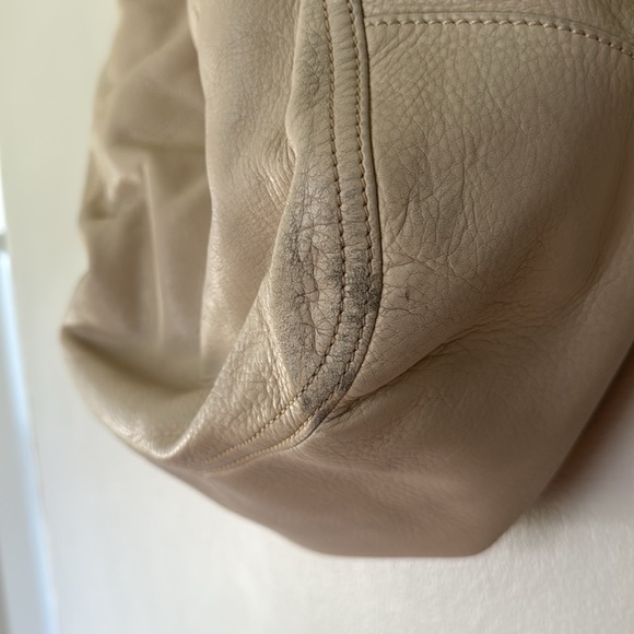 Vintage Dooney & Bourke tortoiseshell Elegant Cream Leather Tote Bag - Picture 5 of 12